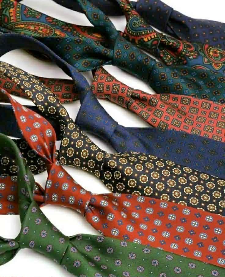 مجموعة اربطة منوعة